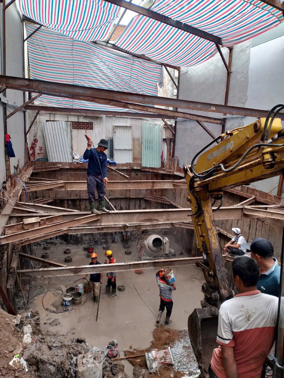 Phá dỡ nhà thực tế