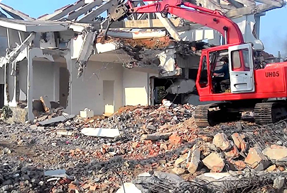 Phá dỡ nhà tại Củ Chi